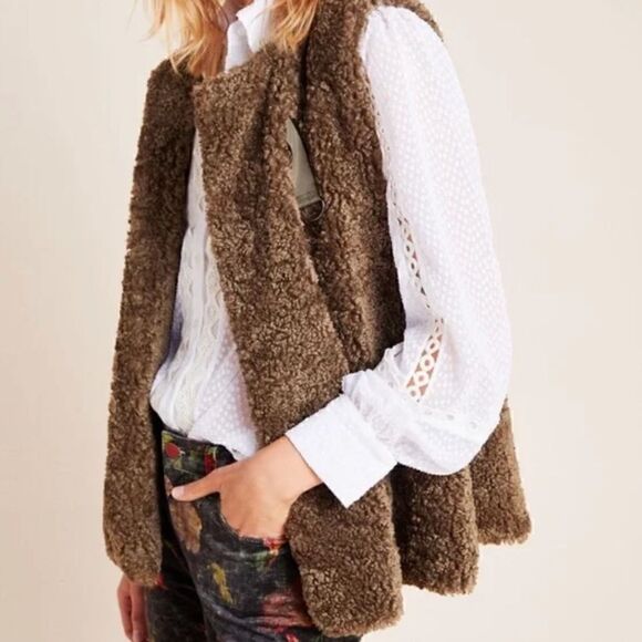 Anthropologie Akemi + Kin ALONNA Teddy Plush Vest Jacket - Picture 3 of 10
